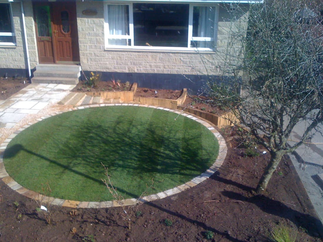 Circle shaped grass