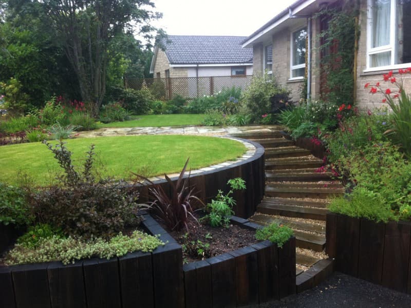 Circle ground platform with many plants